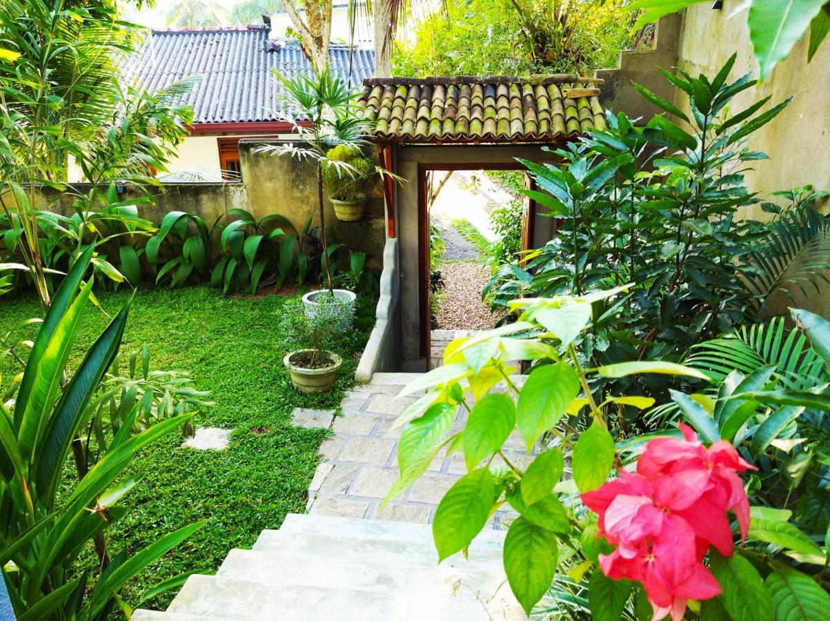 My Home Villa Hikkaduwa Buitenkant foto